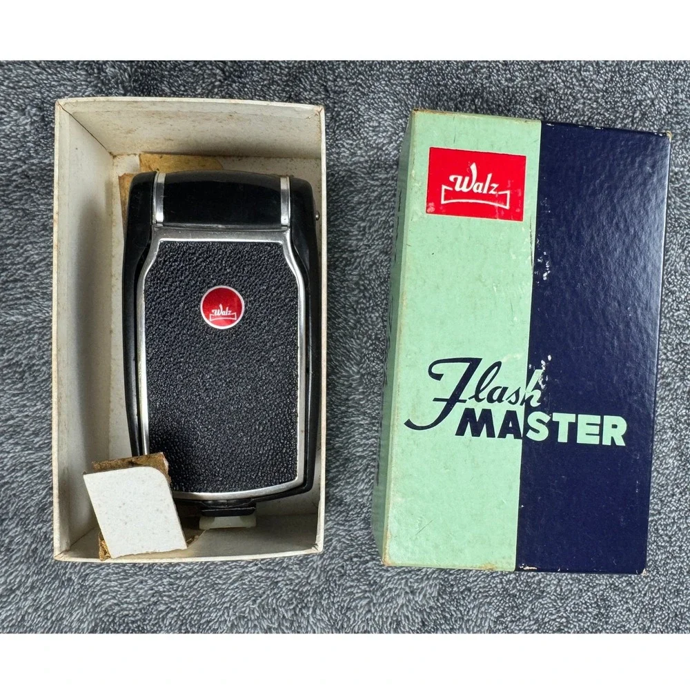 Walz Flash Master Vintage Folding Fan Camera Flash Unit with‎ Original Box Black